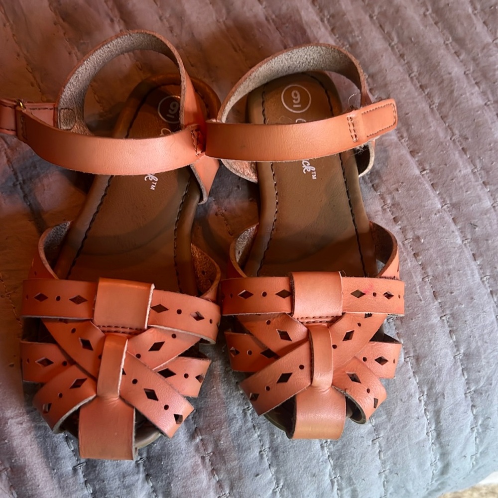 Girls sandal size 9